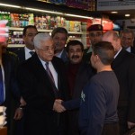 p-mahmoud-abbas-in-ramallah-markets-5-12-2014 (3)