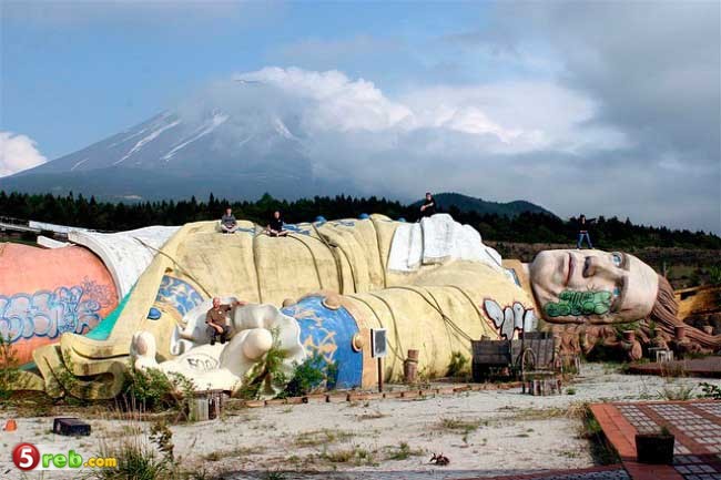 حديقة جاليفر . كاواجوتشي، اليابان Park Gulliver’s Travels. Kawaguchi, Japan