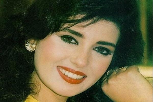 “شاهد” أول ظهور للفنانة جيهان نصر بالحجاب مع زوجها السعودي