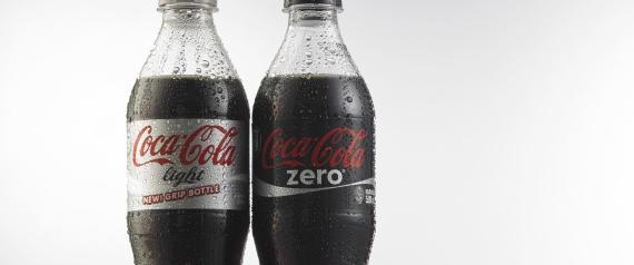 هل هناك فارق بين Coke Zero وLight؟ ماذا عن السعرات الحرارية في البديل الجديد؟