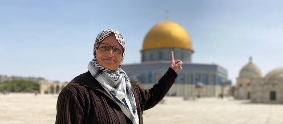 الاحتلال يعتقل مرابطة من القدس المحتلة