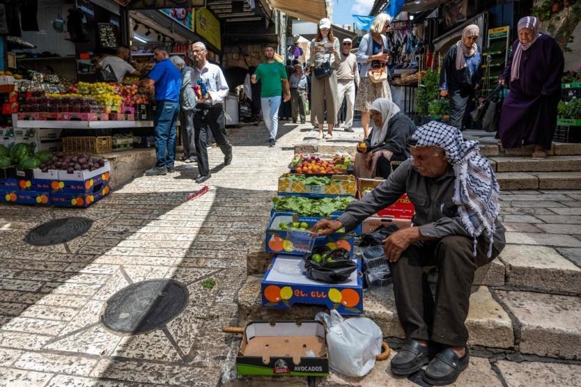 الاحتلال يقرر إغلاق سوق القطانين في القدس غدًا